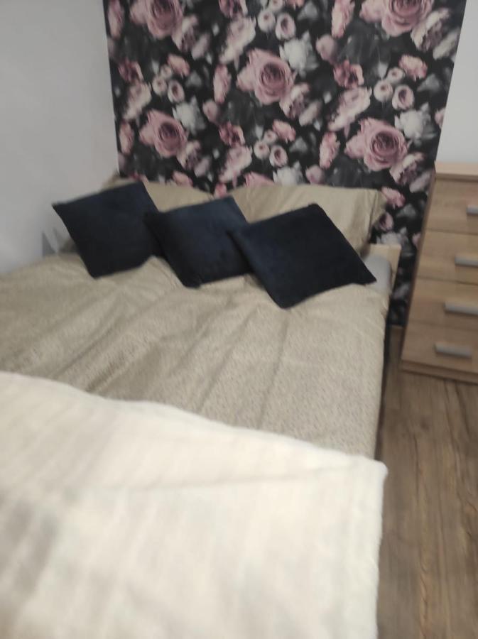Walbrzych Pilsuckiego News Apartament Διαμέρισμα Εξωτερικό φωτογραφία